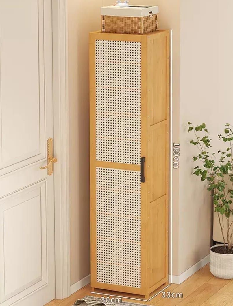 خزانة أحذية طولية مقسمة