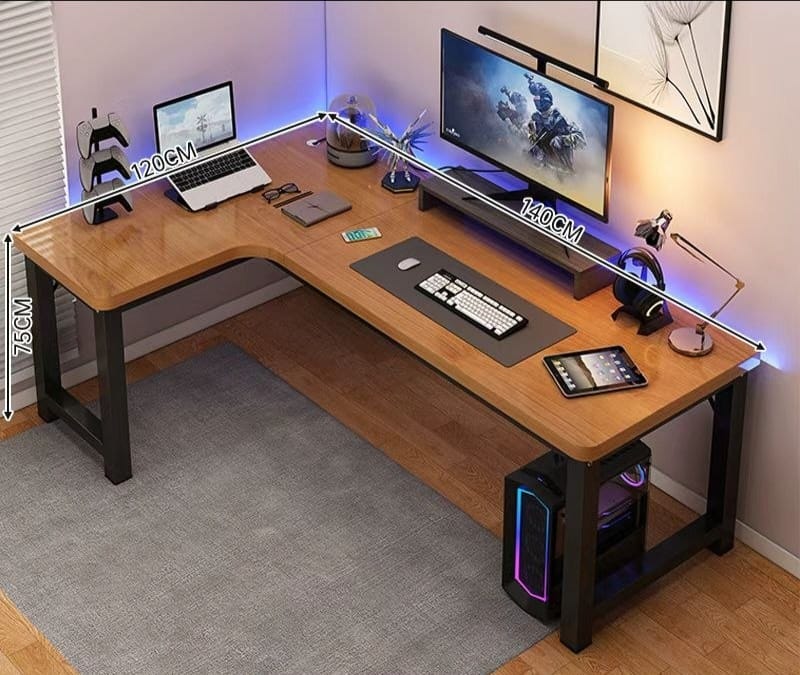 طاولة زاوية باللون الخشبي