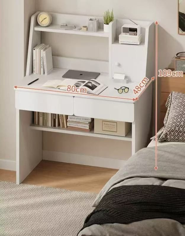 المكتب الانيق